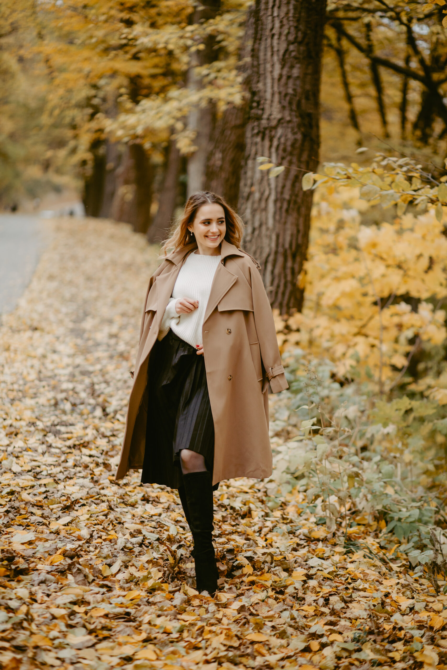 Woman walking in the autumn park, a healthy lifestyle, walk, exercise